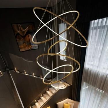 Imagem de Lustre Pendente 6 Anéis Dourado LED 210W – 3000K Branco Quente – Cabo Ajustável 3m – Bivolt – Design Moderno para Sala e Hall