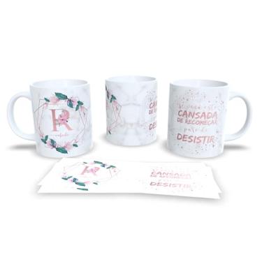 Imagem de Caneca Decorativa em Cerâmica com Flores Cor de Rosa e Verde, Frase Motivacional em Português, Design Floral, 325ml (r)