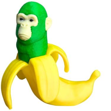 Imagem de PYBHMYTR Decoração Tralalero Tralala, estatuetas de tubarão meme, tubarão italiano criativo 3D Brainrot em tênis, estatueta colecionável presentes para fãs (amarelo)