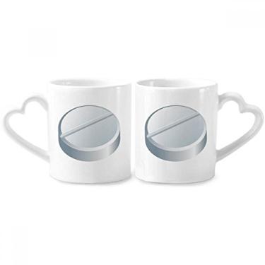 Imagem de Produtos de cuidados de saúde, conjunto de canecas de porcelana branca com estampa de pílulas e alça de coração