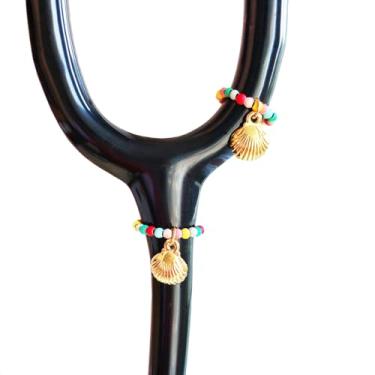 Imagem de ESWEUOOM Pacote com 4 pingentes decorativos de estetoscópio de coração de borboleta brilhante, pingente de identificação personalizado, pingente de estetoscópio RN dourado brilhante para enfermeira e