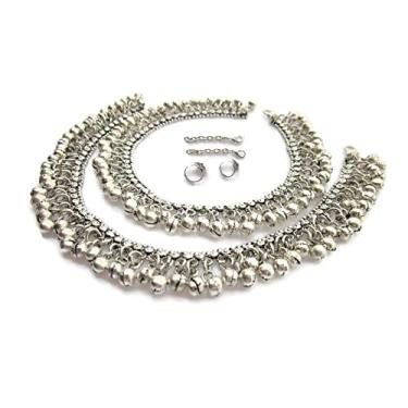 Imagem de IndiaStop Par de tornozeleiras de moda feminina | pulseira de tornozelo sandálias descalço joias para pés | festival boêmio vintage retrô tribal cigano hippie bollywood estilo boho chique | pingente Jingle Bell feito à mão indiano Payal, 10 inches + extenders provided if required, Cobre
