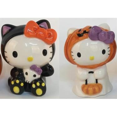 Imagem de Blue Sky Clayworks Hello Kitty Conjunto de sal e pimenta Halloween, 9,5 cm de altura, acessórios de decoração de casa