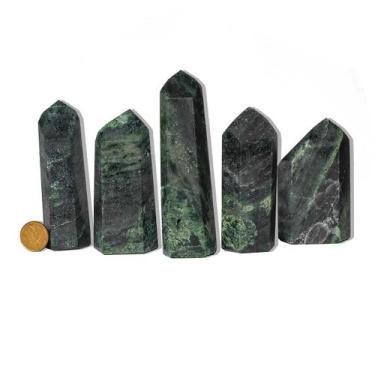 Imagem de 01 kg Ponta Epidoto na Matriz Pedra Lapidada Gerador Atacado - Cristai