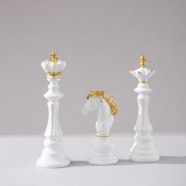 Imagem de Escultura de xadrez de resina, estatuetas colecionáveis, ornamento, estátua, escritório, loja, balcão, decoração criativa, artesanato (3 peças brancas)