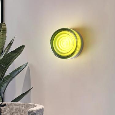 Imagem de Luminária de parede LED de 7W para ambientes internos, redonda e dimerizável, com temperatura de cor ajustável em 3000K/4500K/6000K. Ideal para sala de estar, quarto e corredor. Possui 3 mod