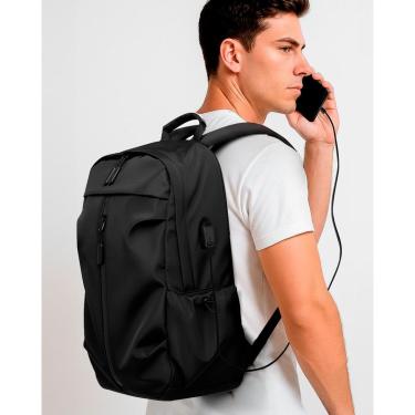 Imagem de Mochila Escolar Grande Com Bolso Para Notebook E USB Preto-Masculino
