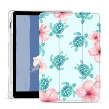 Imagem de AdorableWhimsy Capa de tartaruga marinha azul para iPad 9ª/7ª/8ª geração (2021/2020/2019 10,2 polegadas), design de flor de hibisco, capa protetora de couro dobrável, capa traseira macia com suporte