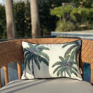 Imagem de Capa Almofada Tropical Coqueiros Verde Impermeável 45x30 - AMOFADAS
