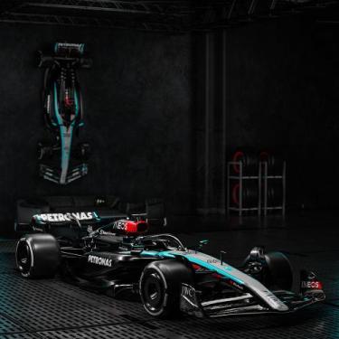 Imagem de Modelo 1.2 Carro de Corrida MCD W15 2024 Hamilton Artesanal Fibra de V