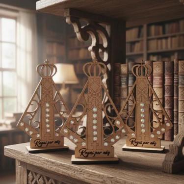 Imagem de Santinha Nossa senhora aparecida Kit Lembrancinha Totem Batizado Casam