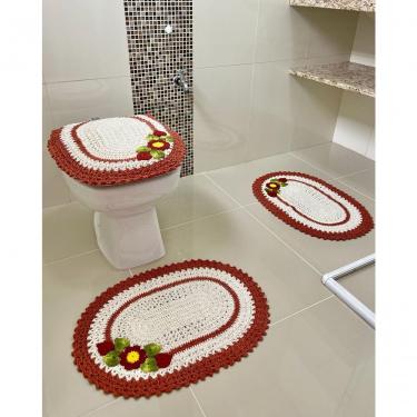 Imagem de Jogo de Banheiro em Crochê com Flores 3 Peças 2 Tapetes e Capa para Tampa de Vaso Terracota Artesanal