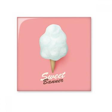 Imagem de Casquinhas de ovos de sorvete com sorvete e azulejo de cerâmica brilhante decalque de pedra adornada de tijolo esmaltado