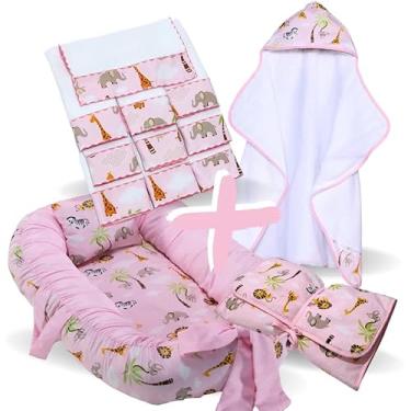 Imagem de Kit Completo Bebê – Toalha de Banho Forrada, Ninho Redutor de Berço, 6 Toalhas de Ombro e Trocador Portátil (Safari Rosa)