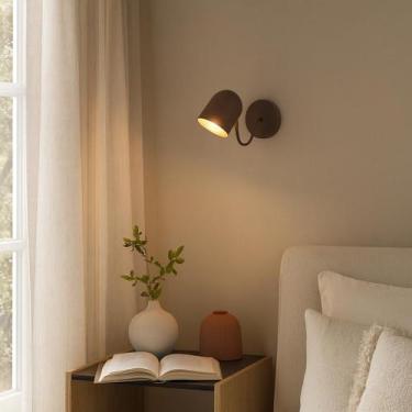 Imagem de Arandela de Parede Lam com Cúpula Articulada - Luminária Retro - lumim