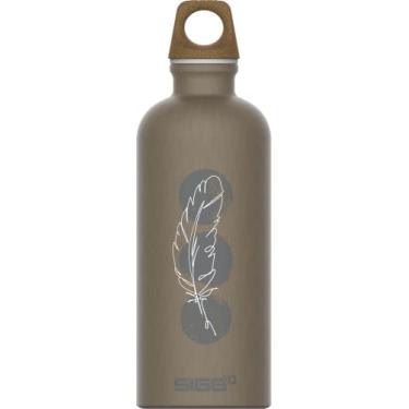 Imagem de SIGG Garrafa de água Traveler MyPlanet (0,6 L), garrafa de água livre de BPA neutra e à prova de vazamento, frasco de alumínio leve de penas, feito na Suíça