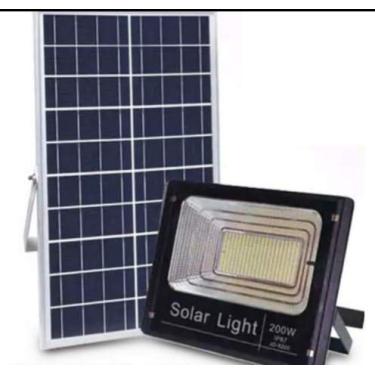 Imagem de Refletor Solar 200 Watts LED 600 Watts Equivalente