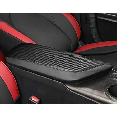 Imagem de INTGET Capa para apoio de braço do console central de carro para Toyota Camry 2018 2019 2020 2021 acessórios interior de couro para descanso do braço do cotovelo protetor de tampa para console central (nova textura de fibra de carbono)