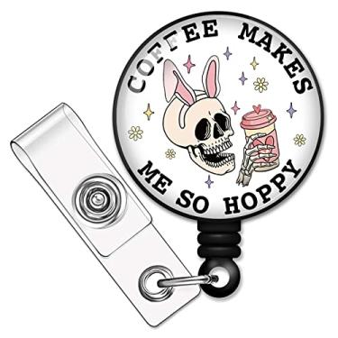 Imagem de RZHV Carretel retrátil Coffee Makes Me So Hoppy com clipe jacaré, crachá de esqueleto engraçado, porta-crachá, presente para enfermeiros, médicos, trabalhadores de escritório, assistente social,