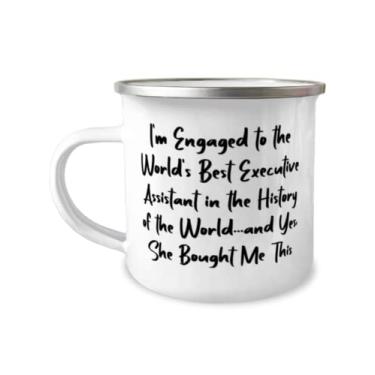 Imagem de Presente para noivos e mordaças, I'm Engaged to the World's Best Executive Assistant in the History of the, Caneca inspiradora para campista de 355 ml