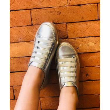 Imagem de Tênis feminino pMetalizado Prata de couro moderno confortável promoção