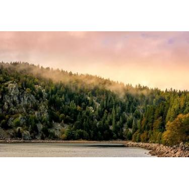 Imagem de Quadro Decorativo com Estampa Forested Mountains Lake Againstsunset 30 x 30 Papel 1 unidade