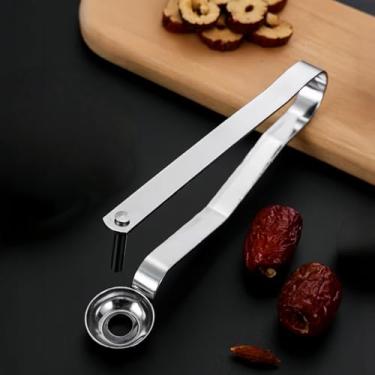Imagem de Ferramenta de descaroçador de tâmaras vermelhas de aço inoxidável para facilitar a colocação de utensílios de cozinha de frutas e azeitonas