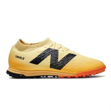 Imagem de Chuteira Society New Balance Tekela Magique Tf V4+ Unissex (Amarelo/Laranja, BR, Adulto, Numérico, 40)