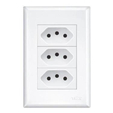 Imagem de Tomada Tripla 2P+T 20A Branca Evidence - Fame