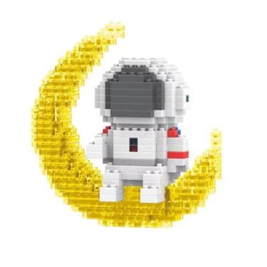 Imagem de Brinquedo Astronauta Blocos de Montar com Luz LED