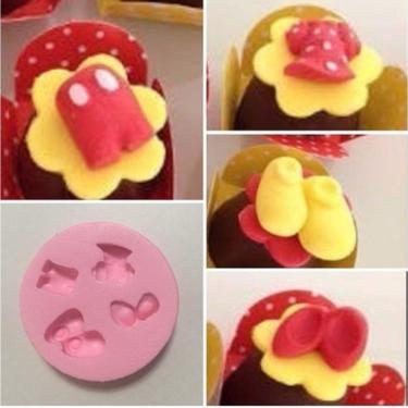 Imagem de Molde De Silicone Acessorios Mickey E Minnie - Sapato E Roupa
