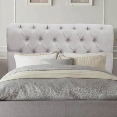Imagem de Cabeceira Estofada Paris Botão Capitonê 160cm Queen Size Para Cama Box Quarto Suede Cinza Claro - Ahz Móveis