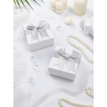 Imagem de 2 caixas de joias de papel, papel de papelão quadrado prateado com caixa de presente de joias de laço, pequena caixa de presente de armazenamento para exibição de presente de aniversário de festival