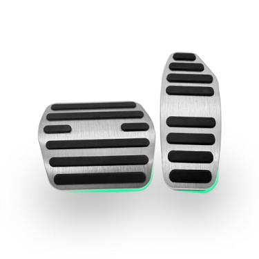 Imagem de Rxmgf Capas de pedal de acelerador a gás de freio compatíveis com Mitsubishi Outlander 2022-2023 Outlander PHEV 2023-2024 (prateado)