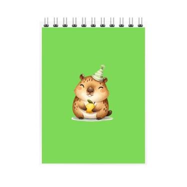 Imagem de Caderno Espiral Ilustrado com Urso Fofo de Aniversário, Capa com Personagem Aquarela, Design Infantil, Volta as Aulas 2026 (4, Verde)