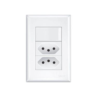 Imagem de Interruptor Simples E Tomada Dupla 2p+t 10a Fame Evidence Com Placa 4x2 Branco