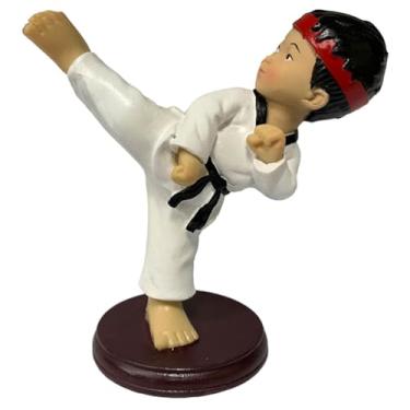 Imagem de LOGOFUN Ornamento de menino de karatê personagem de Taekwondo Boneca Karatê Taekwondo Estatueta Artesanato de Resina para Decoração de Carro de Escritório Mini