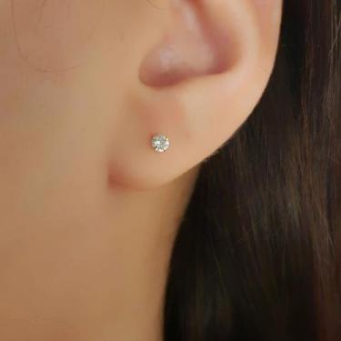 Imagem de Brinco Ponto de Luz Redondo 0.3cm com Zircônias Banhado em Ouro18k - L