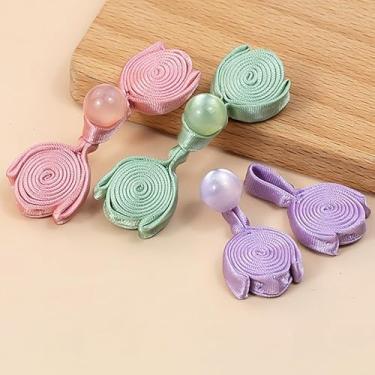 Imagem de 2 peças de botão de flor de contas de jade design cheongsam botões de costura prendedores para terno tang, casacos, fantasias, roupa de costura (bege)