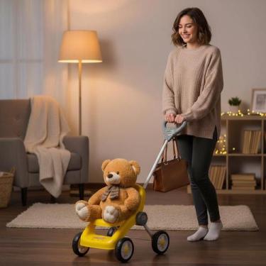 Imagem de Carrinho de Passeio Infantil MC Laram Amarelo Modelo Compacto Leve Dob