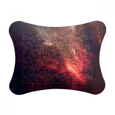 Imagem de Moldura de quebra-cabeça com estampa de ilustração do universo da nebulosa vermelha brilhante para decoração de imagem Enfeite de jogo de quebra-cabeça