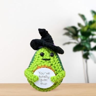 Imagem de Decorações engraçadas de crochê feitas à mão, abacate de Halloween para mulheres e homens, suporte emocional, abacates são adequados para amigas, presentes de Ação de Graças, meias de Natal
