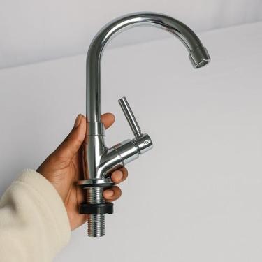 Imagem de Torneira de Cozinha ABS Branca com Bica Alta, Alavanca Lateral e Vedaç