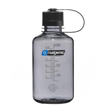 Imagem de Nalgene Garrafa de água Sustain Tritan livre de BPA feita com material derivado de 50% resíduos de plástico, 473 ml, boca estreita, cinza