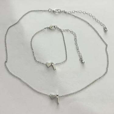 Imagem de Colar com pingente 97 Conjunto de pulseiras com inicial de prata para mulheres banhado a prata com pingente de coração com inicial de coração pulseiras presentes de aniversário de aniversário para