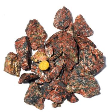 Imagem de 01 Kg Cascalho Bruto Unakita Brasileira 10 a 70mm Tipo B - CristaisdeC