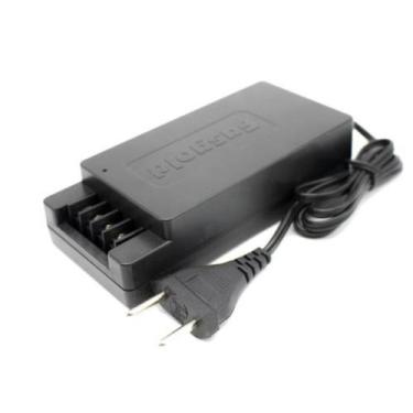 Imagem de Fonte Multissaída Com Bivolt Automático 12.6V 5A Com Proteção Conta Su