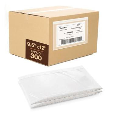 Imagem de Pacote com 300 capas de etiqueta de envio de 24,5 x 300, adesivo forte na parte traseira para etiquetagem segura de pacotes, protege documentos com bolsas de remessa para envio e embalagem - à prova