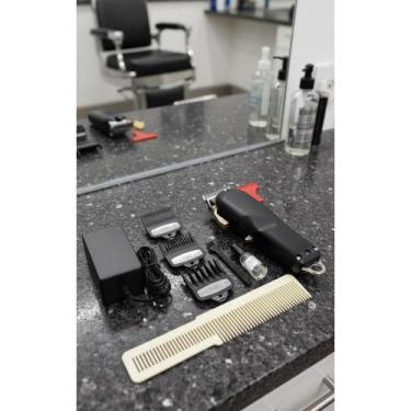 Imagem de Máquina Corta Cabelo Profissional Sem Fio Bivolt 7000RPM - Congratulat