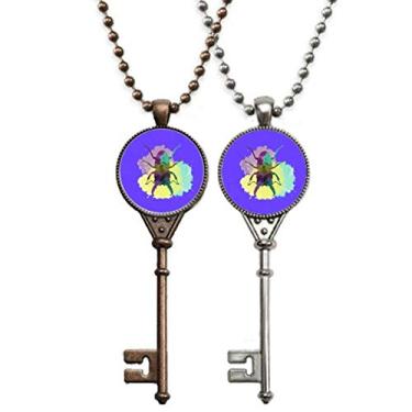 Imagem de OFFbb-USA Colar de chave junebug com contorno de chifre de besouro Uang joia para decoração de casal